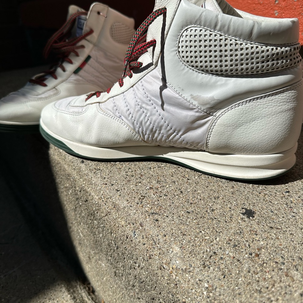 Gucci White and Red Leather Sneakers